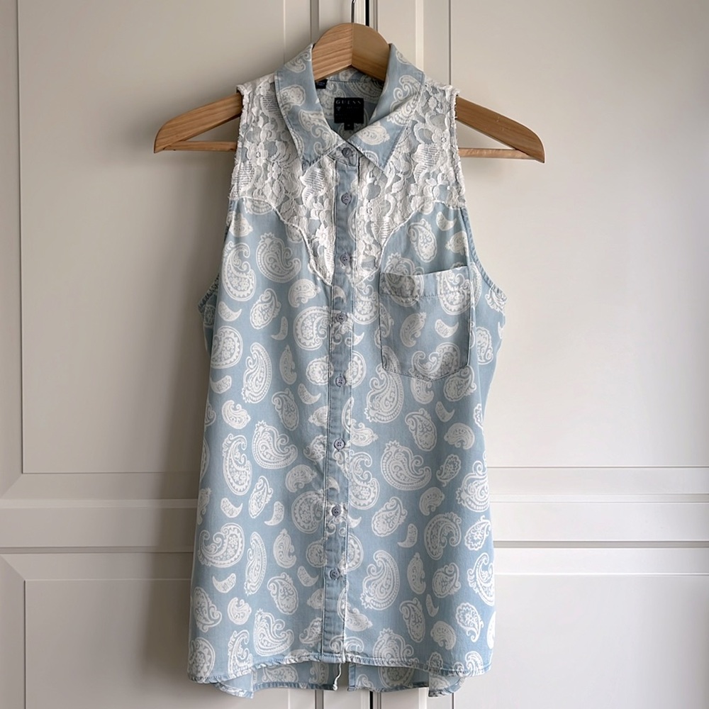 Guess paisley print sleeveless blouse with floral lace overlay Size US M